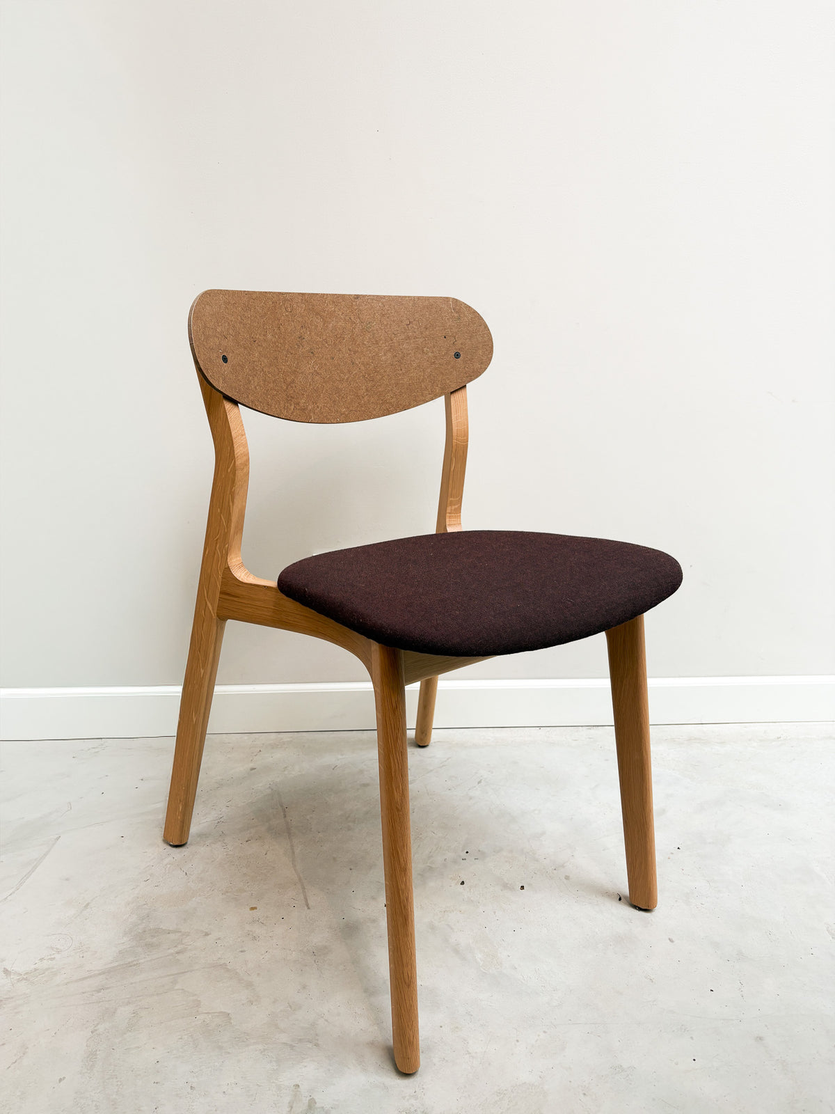 Sample Sale: Ubu Chair