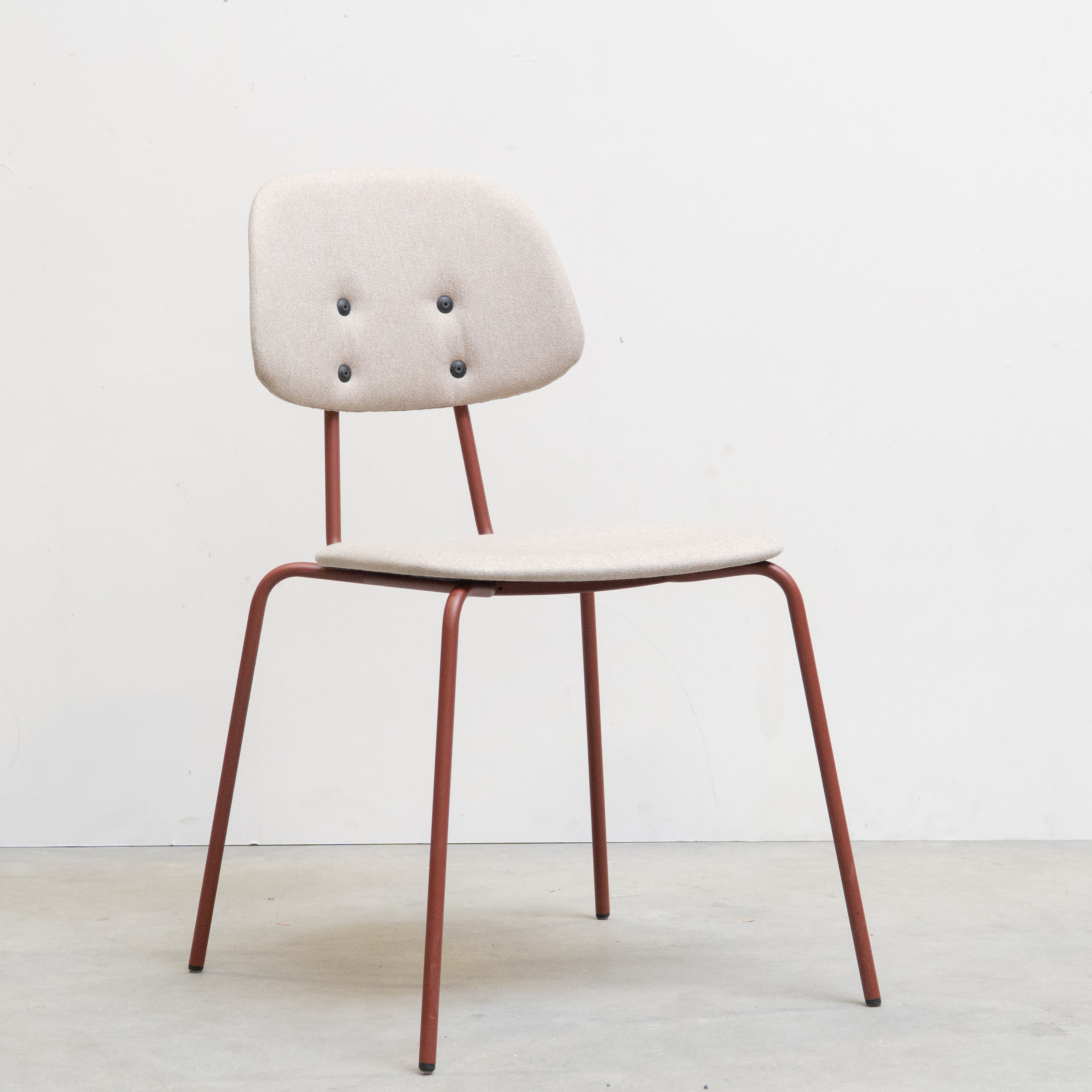 XY60 Chair upholstered