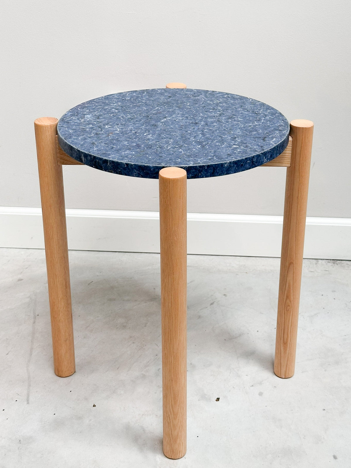 Sample Sale: Dott stool