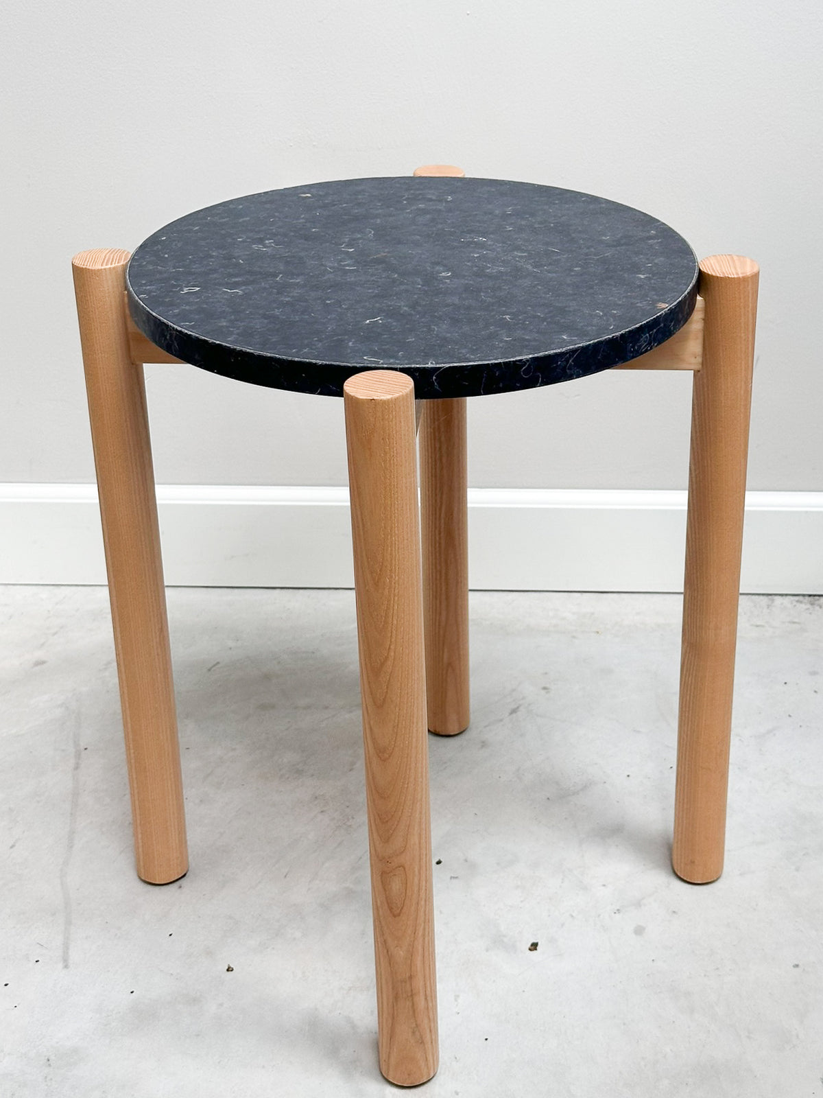 Sample Sale: Dott stool