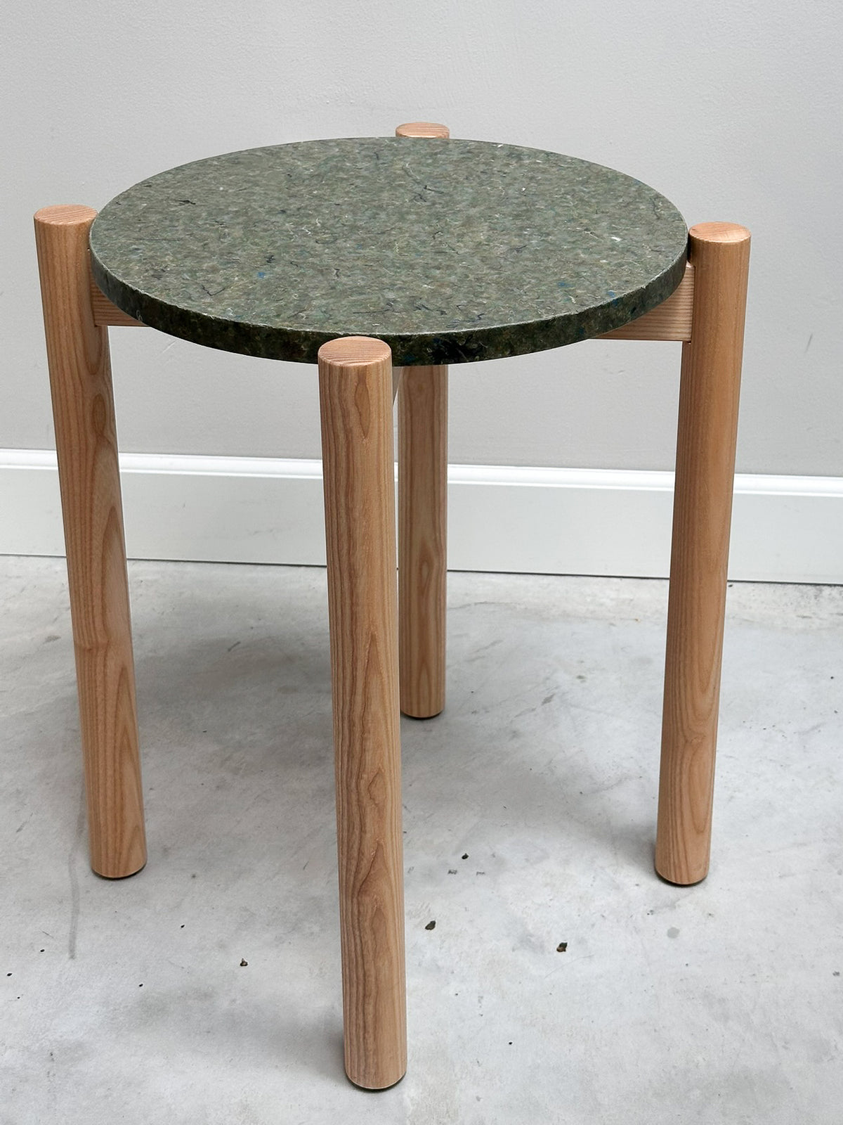 Sample Sale: Dott stool
