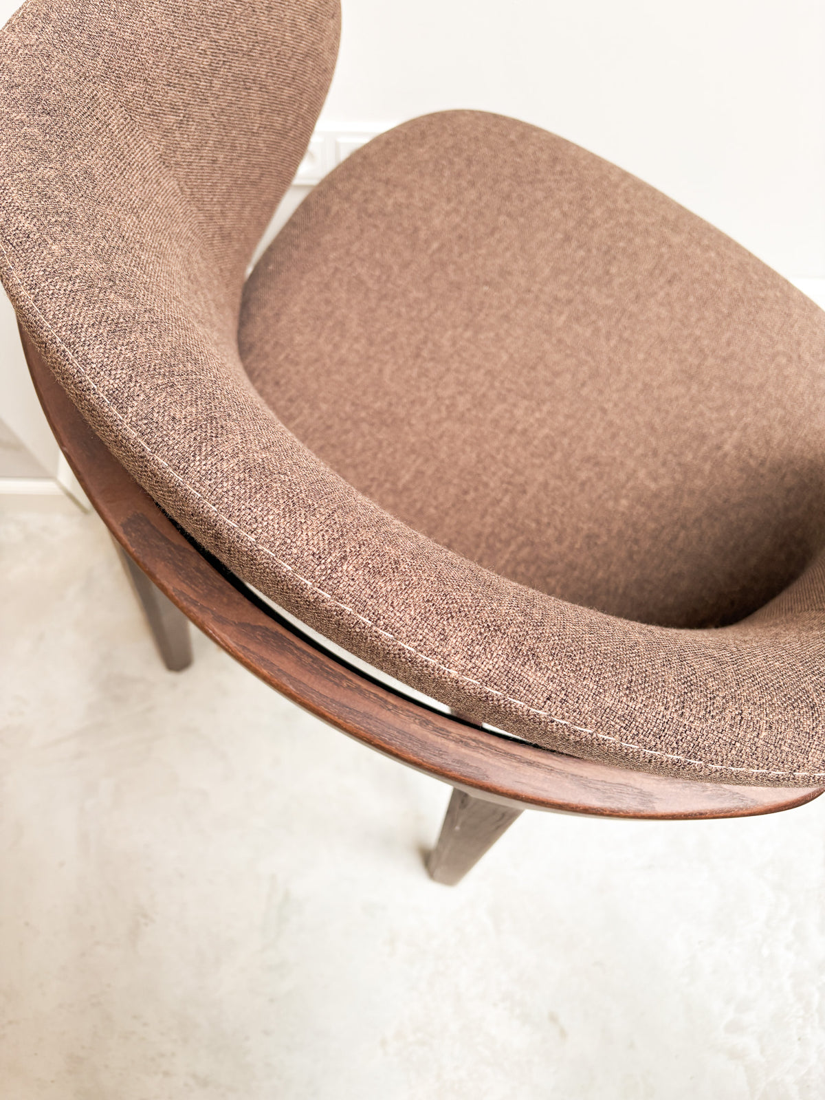 Sample Sale: Hoki Chair
