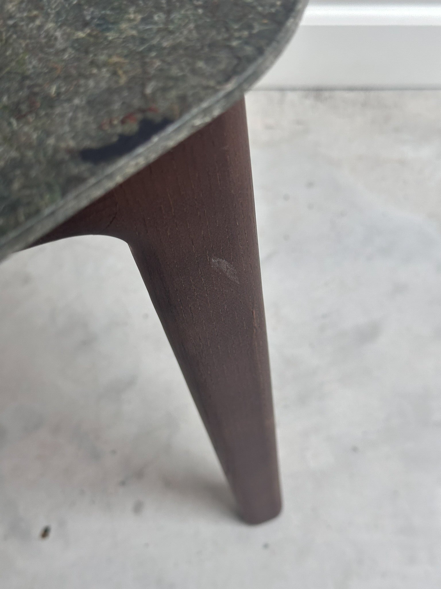 Sample Sale: Ubu Chair