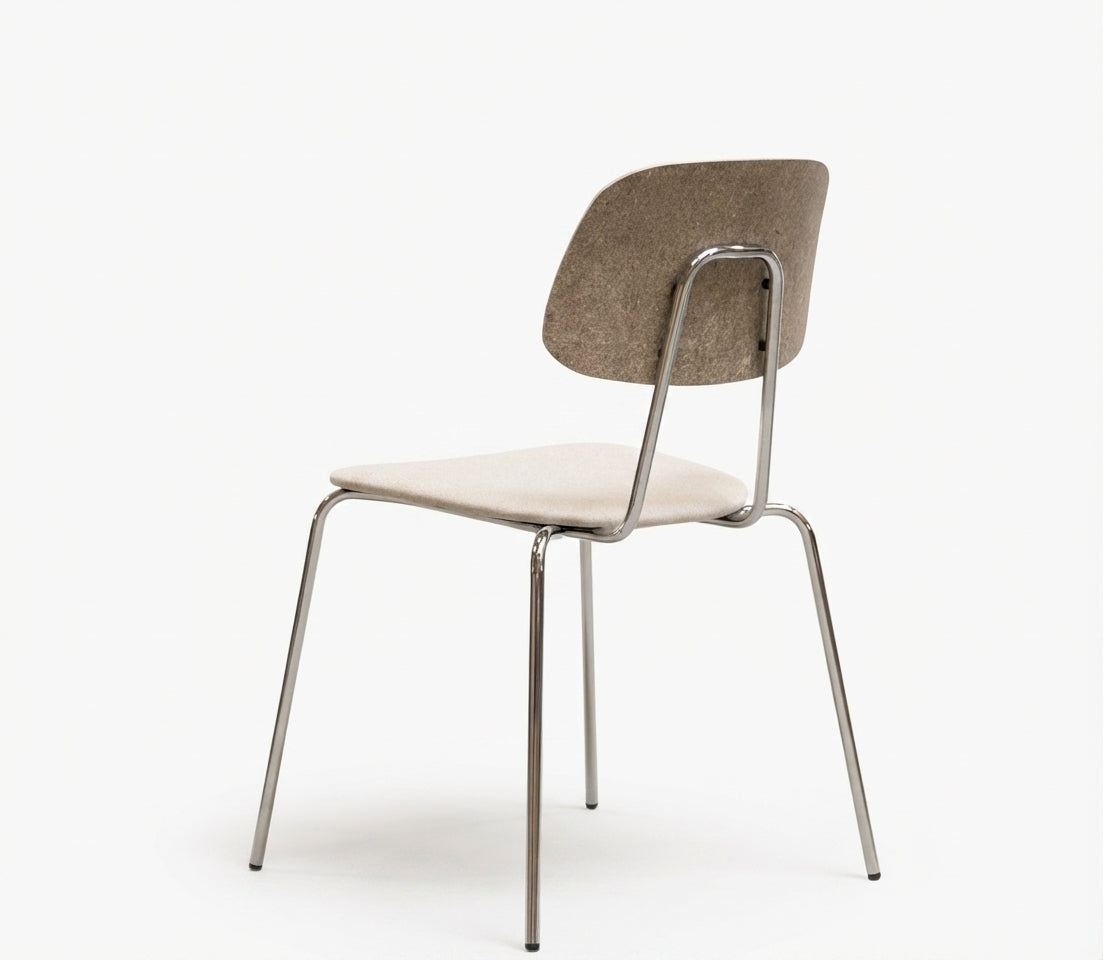 XY60 Chair half gestoffeerd