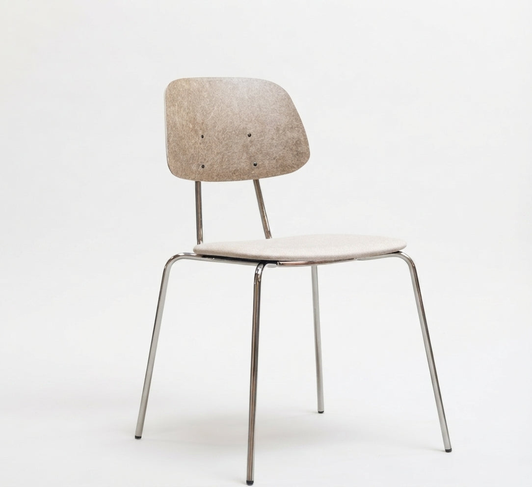 XY60 Chair half gestoffeerd